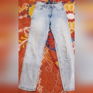 Hollister Ultra High Rise Mom Jeans W24 L25 Light Wash Vintage Stretch